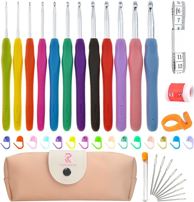 Crochet Hooks Set, RealPlus 12 PCS 2mm(B)-8mm(N) Ergonomic Crochet Hooks Set for Arthritic Hands, Ergonomic Soft Grip Handles, Crochet Kit for Beginners, Large Crochet Needle with Pink Case