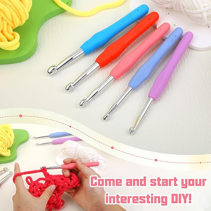 Crochet Hook, 8.0 mm Ergonomic Crochet Hook, Crochet Needles for Arthritic Hands,Knitting Needles with Soft Handle Beginners and Experienced Hobbyists (8.0 mm)