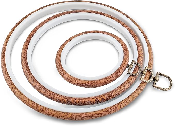 piutouyar 3 pieces round embroidery hoop set imitated wood display frame embroidery hoops circle cross stitch hoop ring for art craft sewing and hanging ornaments decor (4"+6.7"+8.4")