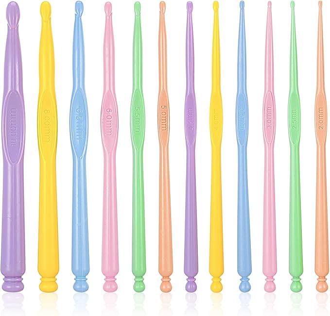 24pcs Plastic Crochet Hooks Set 2.0mm - 10.0mm Ergonomic Crochet Hooks for Arthritic Hands Extra Long Colorful Yarn Crochet Needle DIY Yarn Weaving Tool for Beginner Crocheter Scarf Hat Glove Knitting