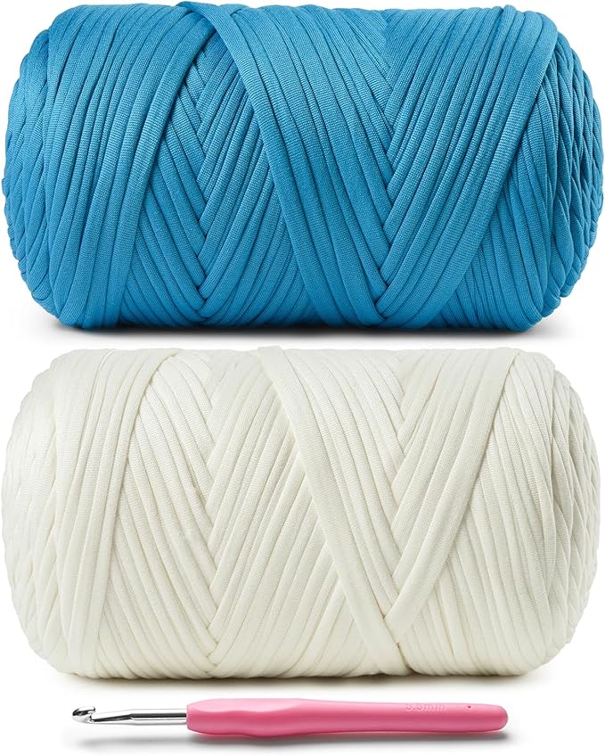 2 Pack Elastic Fabric T Shirt Yarn for Crocheting,Beginner Crochet Yarn with Polyester Spandex Blend,Total 800g/228yds Soft Tshirt Yarn for Crochet Crafts/Bags/Baskets(White+Lake Blue)
