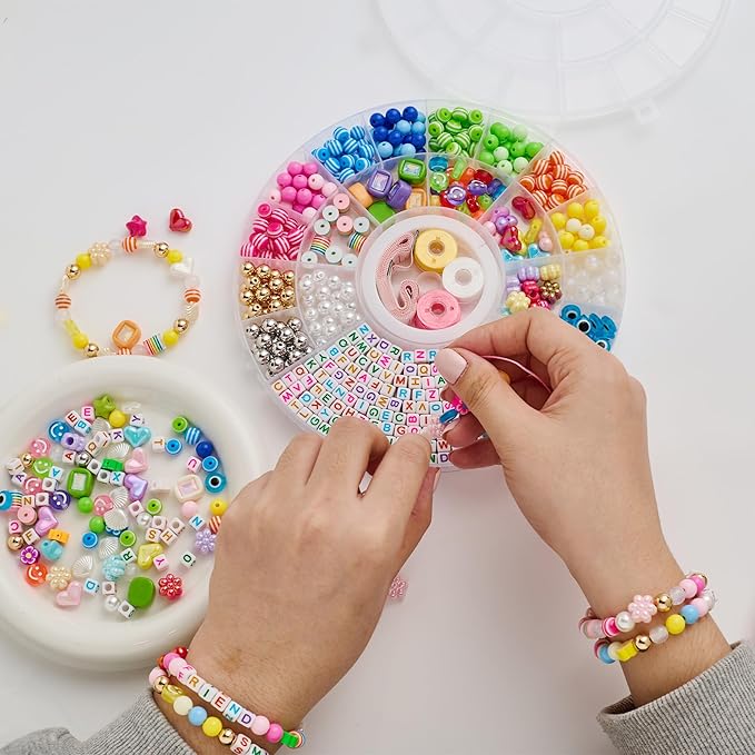 MYCUTEY 594Pcs DIY Bracelet Making Kit with Colorful Letter Flower Heart Beads - Friendship Bracelet Kit for Women Kids Pony Beads for Jewelry Making Christmas Bead Bracelets Making Craft Gift