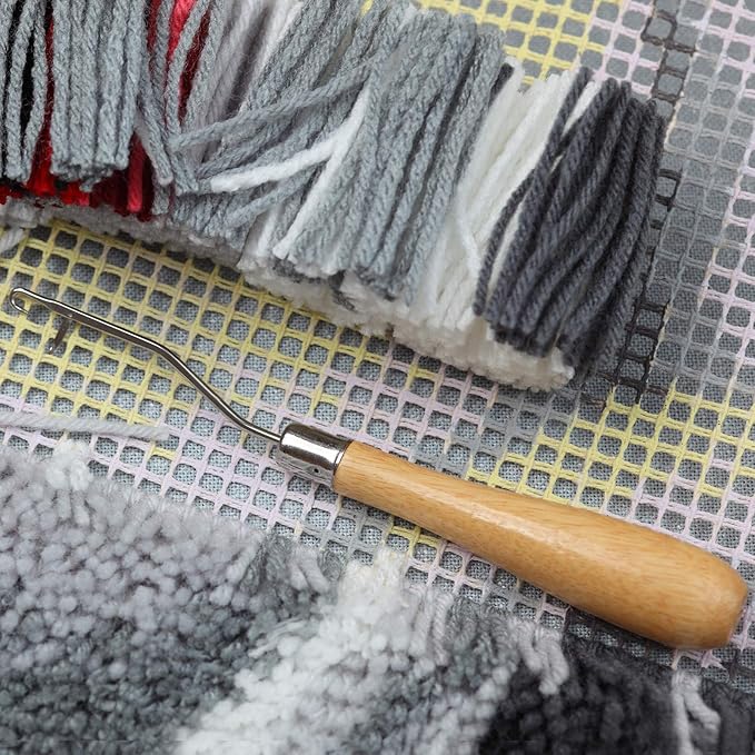 WILLBOND 2 Pieces Blank Rug Hooking Mesh Latch Hook Mesh Canvas Kit with 2 Pieces Wooden Bent Tool for DIY Tapestry Canvas(59 x 39 Inches)