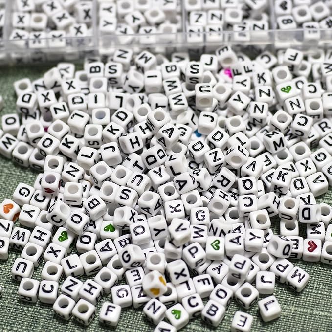 MELIUS Acrylic Square Letter Beads, 1120Pcs 6x6mm in Alphabetical Order A-Z with Numbers Colorful Hearts Cube Beads for Jewelry Making, DIY Necklaces, Key Chains, Bracelets