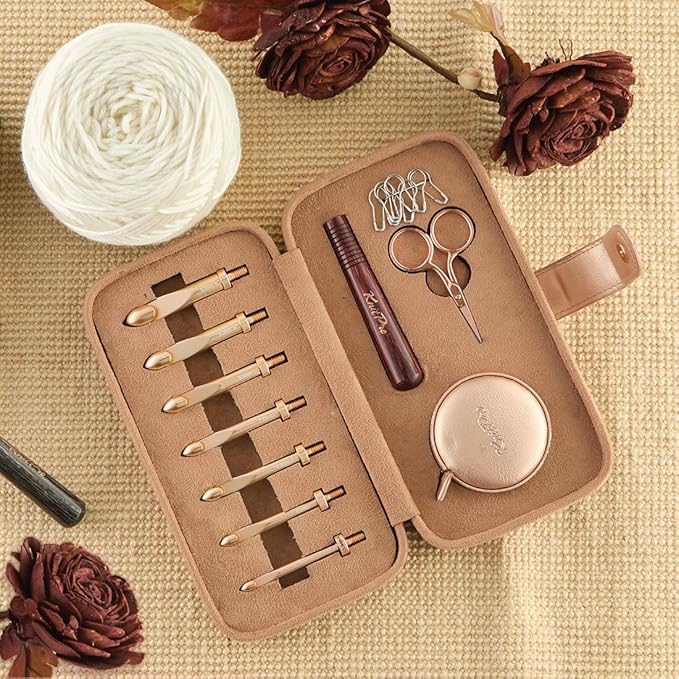 KnitPro Oasis Chunky Crochet Set - 1 Wooden Handle, 7 Hooks in Sizes 5.5mm to 10mm, 1 Rose Gold Scissors, 1 Tape Measure, 10 Metal Locking Stitch Markers, 1 Gripper