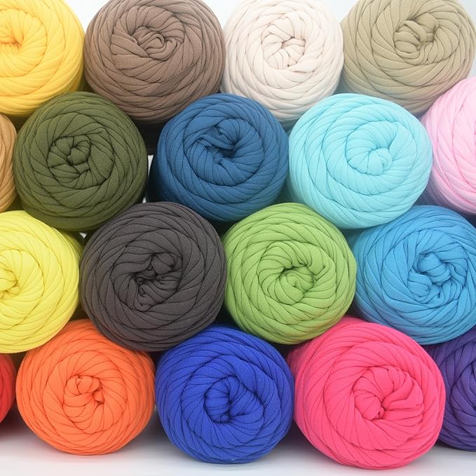 Tshirt Yarn for Crocheting,T Shirt Chunky Elastic Fabric Thick T-Shirt Crochet Yarn for Beginners Crocheting Hand Knitting Bag/Basket/Coasters/DIY Crafts/Home Decor 200G（Peacock Green）