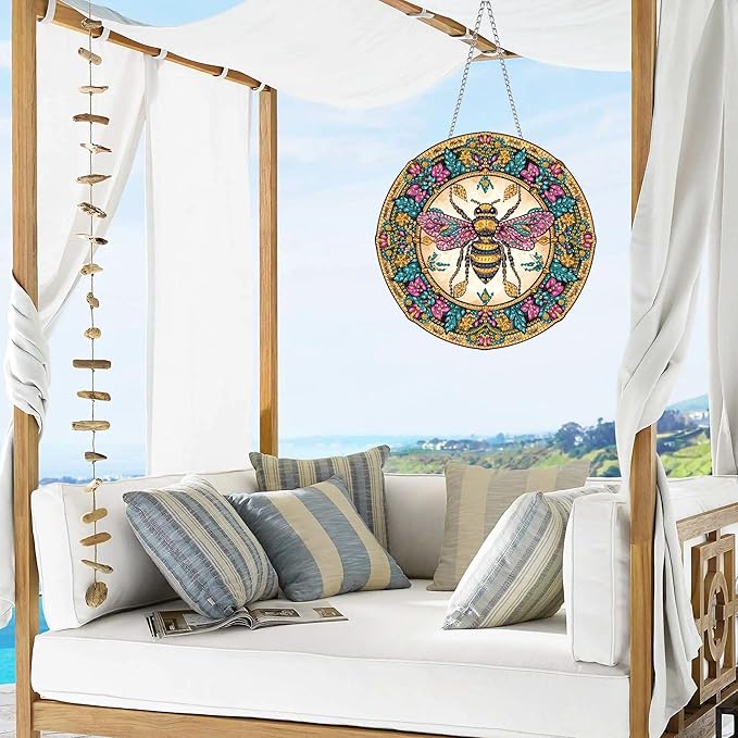 VAIIEYO Bee Diamond Art Hanging Ornament, Animal Diamond Painting Suncatchers Window Hanging Kit with Chain, 7.5x7.5 inch Crystal Pendant Art Craft for Gift Home Wall Front Door Decoration