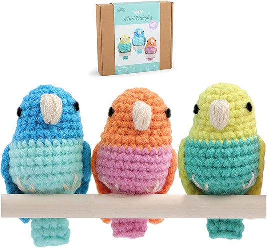 HOUSE CREATIVITY Crochet Kit for Beginners, Make 3 Mini Budgie Birds, Amigurumi Crochet Starter Kit with Step-by-Step Video Tutorial, Yarn, Hook, Eyes & Stuffing, DIY Craft Kit Gift for Adults