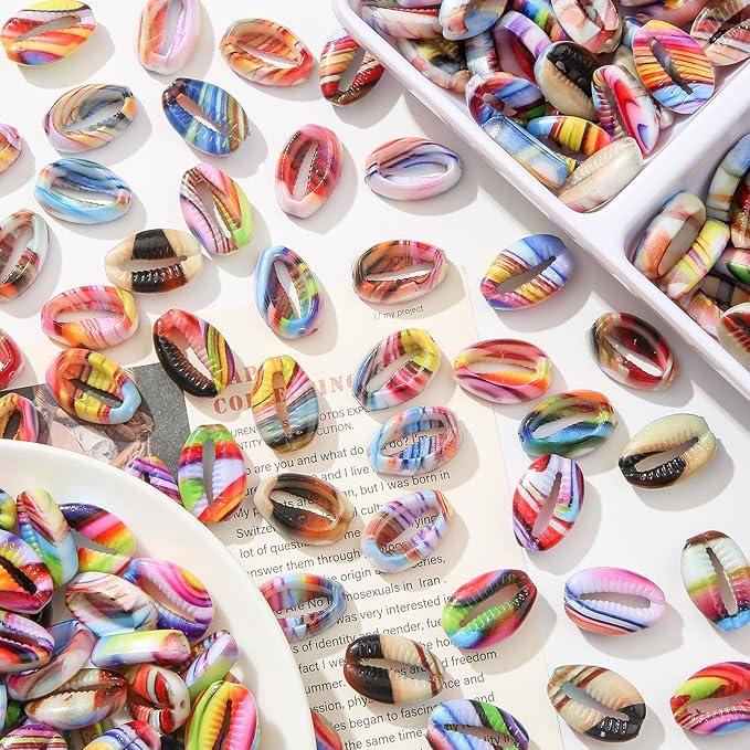 200pcs Acrylic Shell Beads Ocean Sea Theme Shell Charms Summer Hawaii Beaded for Jewelry Making Beading Kit Bracelets DIY Supplies (Color Shell)