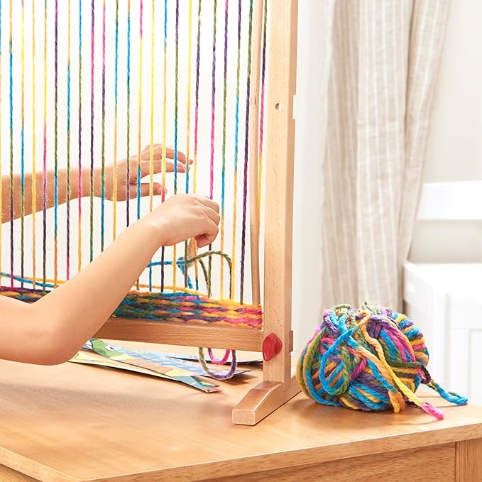 Melissa & Doug Wooden Multi-Craft Weaving Loom: Extra-Large Frame (22.75 x 16.5 inches)
