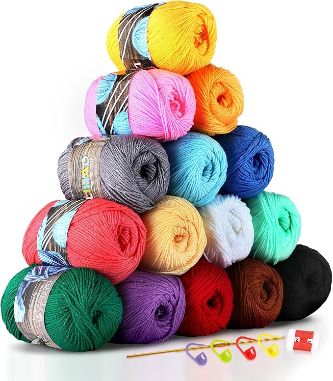 LIHAO 15 Skeins Acrylic Yarn for Crocheting Beginners Crochet Kit with 2.5mm Hook, 2625 Yards Bulk Anti-Splitting Yarn Bundles for Amigurumi, Granny Squares and DIY Crafting