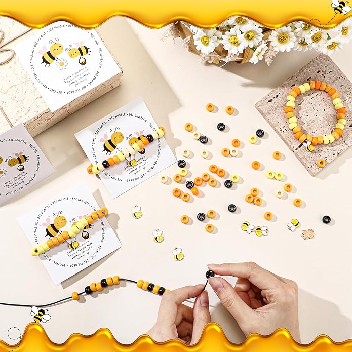 Highergo 50 Set Motivational Bee Themed Gifts Bee Bracelet Beads DIY Craft Kit with Inspirational Cards and Bags for Teacher Bee Party Favors