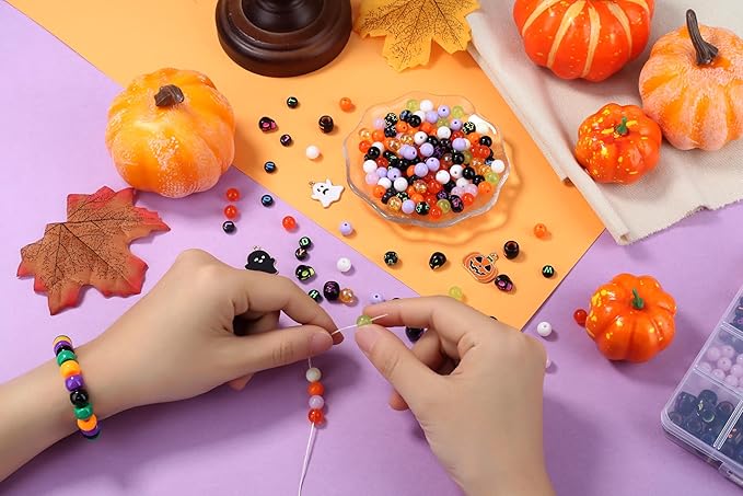 Halloween Beads for Friendship Bracelet Kit,400+ Pcs Halloween Glass Beads and Black Letter Bracelet Making Kit, DIY Crafts for Party
