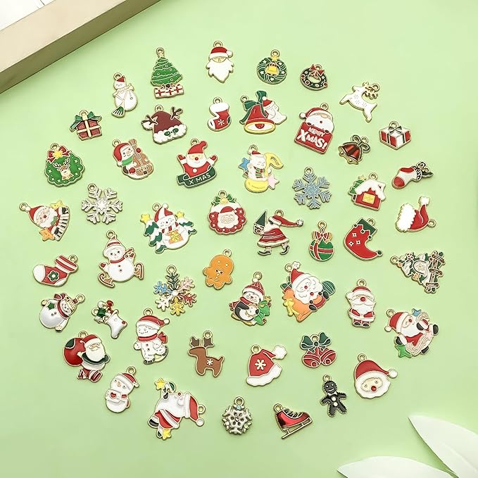 WOCRAFT 100pcs Assorted Enamel Christmas Bracelet Charms for Jewelry Making DIY Necklace Bracelet Keychain Crafting Charms Kit Crafts (SN936)