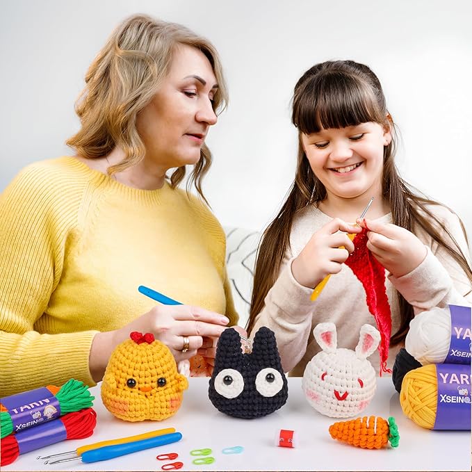 XSEINO Crochet Kit for Beginners,Crochet Start Kit with Step-by-Step Video Tutorials,Learn to Crochet Kit for Beginners - Cat,Chick,Rabbit,Carrot