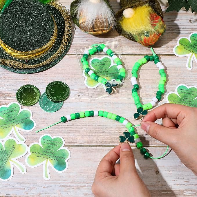 VioraWhite 20 Christian St. Patrick's Day Beads Bracelet Crafts for Jewelry Making Irish Bead Kit DIY Lucky Shamrock Charms Holy Trinity Irish Blessing Gift Card for Church Religious