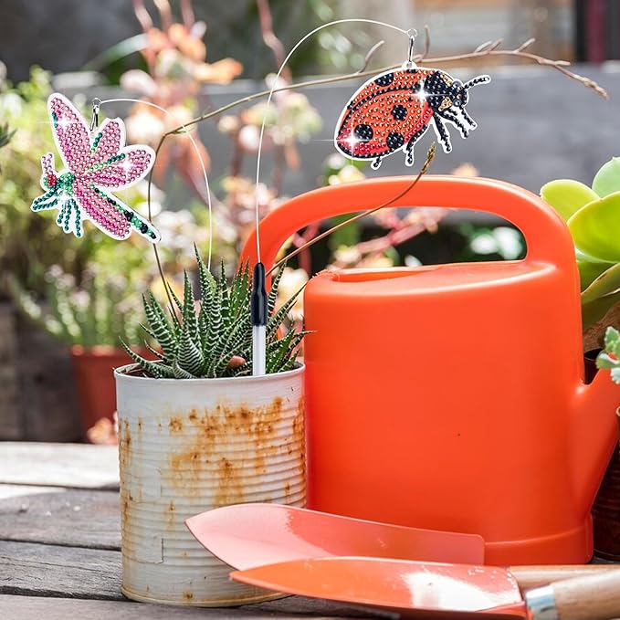 SWATOM 10PCS Diamond Art Kits for Adults for Garden Decor with Butterfly, Hummingbird, Ladybug, Bee, Dragonfly Iron Wire Swaying Diamond Painting Dotz Ornaments Kits for Indoor Outdoor Yard