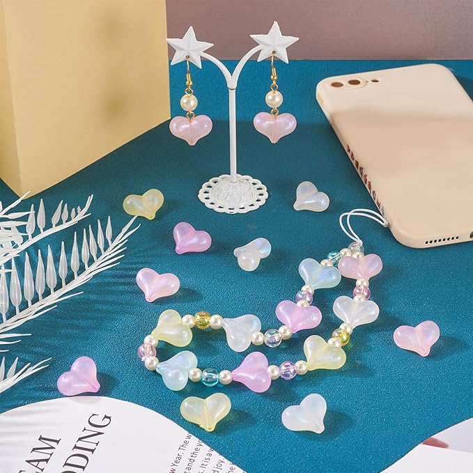 FASHEWELRY 50Pcs Rainbow Acrylic Heart Beads Glitter Heart Pastel Bead Candy Color Conversation Pony Beading Bulk for Valentine Day Jewelry Making Bracelet Keychains