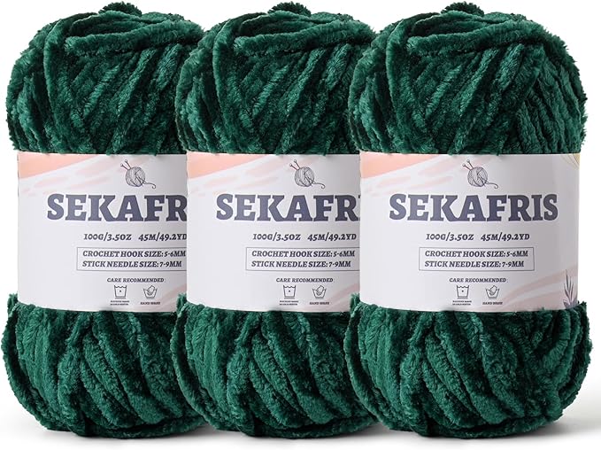 Fuzzy Chunky Chenille Yarn for Crocheting，Soft Plush Yarns for Hand Knitting，Bulky 3x100g（3x49.2 yd） Baby Blanket Yarn for Crocheting Amigurumi，Crochet Fluffy Velvet Yarns (3 Dark Green)