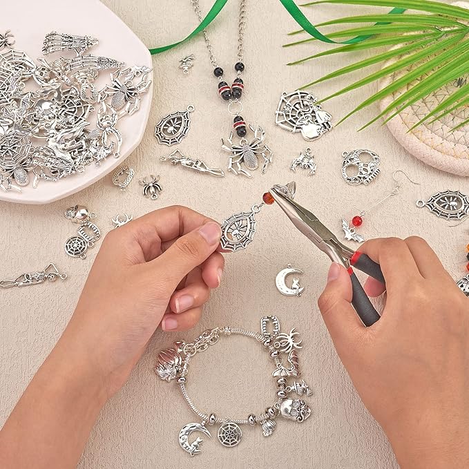 WEWAYSMILE 80Pcs Halloween Charm Pendant Antique Silver Bat, Spider Witch, Skull Mixed BulK Halloween Charm for Jewelry Making DIY Necklace Bracelet Earring Accessories