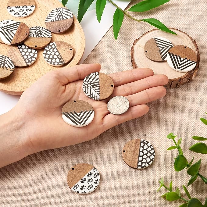 Beadthoven 16pcs/8 Pairs Resin Wood Earring Pendants Vintage Black White Stripe Print Flat Round Wooden Tags Wood Pieces Pendants for Fashion Jewelry Making Necklace Findings Women