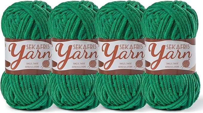 4 Pack Fluffy Velvet Yarn for Crocheting，Baby Blanket Yarn for Crocheting Soft，200g(262.4yds) Amigurumi Yarns，Plush Chenille Crochet Yarns，Puzzle Yarn for Crochet Weaving Craft(4 Greener)