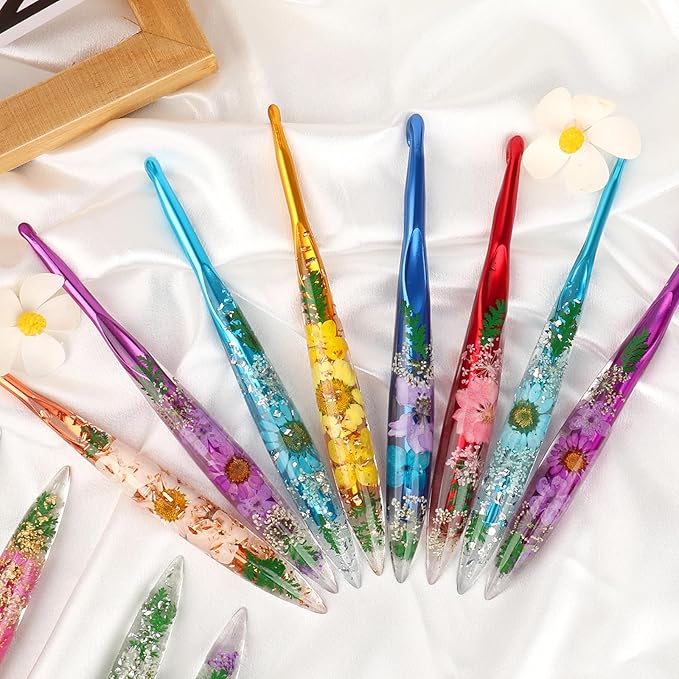 Katech 3mm Crochet Hooks with Floral Pattern-Elegant &Unique Crochet Needles-Longer Smooth Glide Crocheting Hook for Arthritic Hands, Beginners & Professional Ideal Crochet Gift(D)