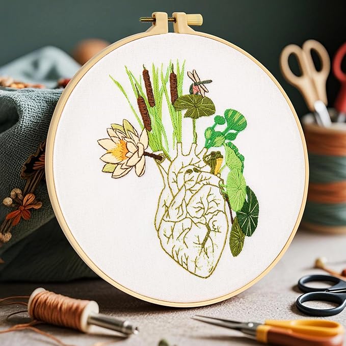 Crafmanoe Embroidery Kits for Beginners Adults, Heart Embroidery Starter Kits Counted Cross Stitch Kits for Beginners Adults Hobbies Set for Women, Embroidery Fabric, Thread, Hoops, and Video Tutorial