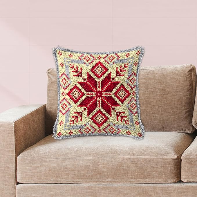 MIAOLLUN Latch Hook Kit, Christmas Latch Hook Kits for Adults DIY Decorative Pillowcase Embroidery Cross Stitch Arts Craft for Home Sofa Furniture 17X17inch Christmas Reindeer