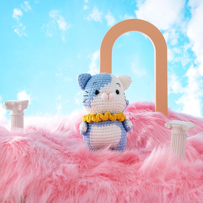 PUFLS Cat Crochet Kit for Beginners Kids, Beginner Crochet Kit for Adults and Kids with Video Tutorials, Crochet Kits with Mini Crochet Animals, Knitting Kit for Beginners and Cute Crocheting Kit