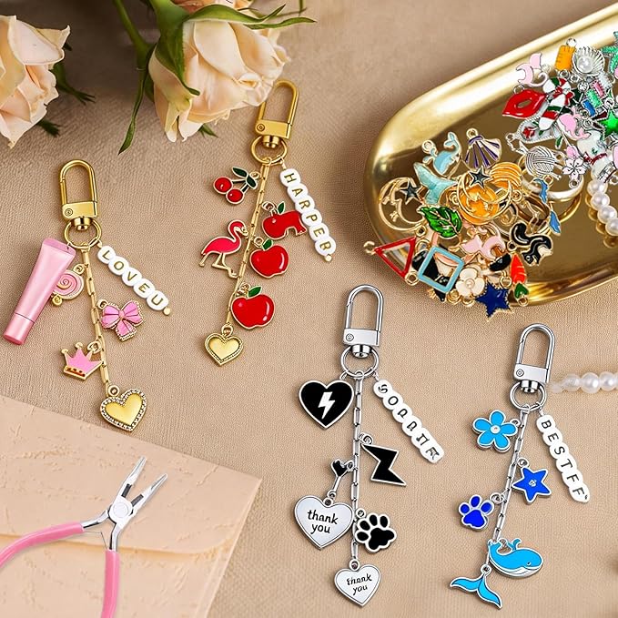 HejVulkan 588 PCS Keychain Making Kit with Charms, Gold and Silver Keychain DIY Kit with Jewelry Chains, Charms, Key Chain Clips, Letter Beads, for Key Chain Making Supplies DIY Crafts