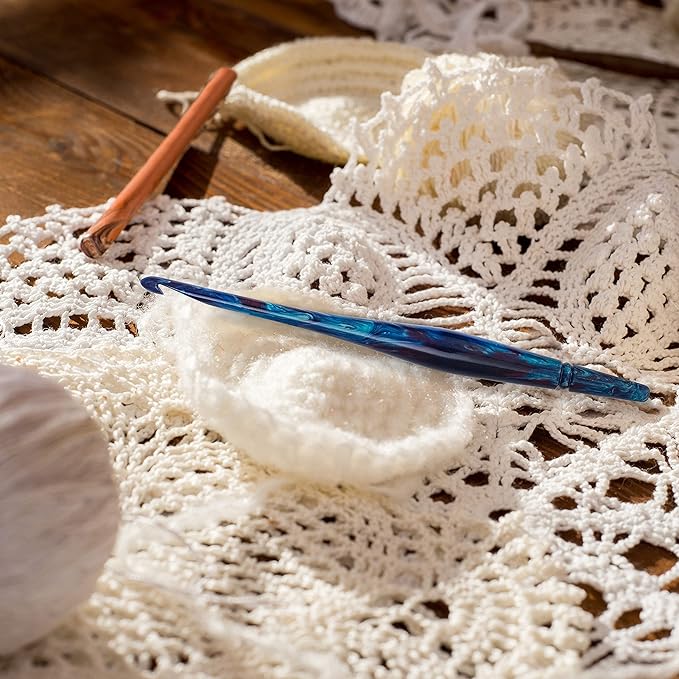 Ommi Ergonomic Handle Crochet Hooks | Handcrafted 7’’ Crochet Hook | Knitting Needle, Craft Yarn Weave | Best Gift! (Blue, 7 mm)