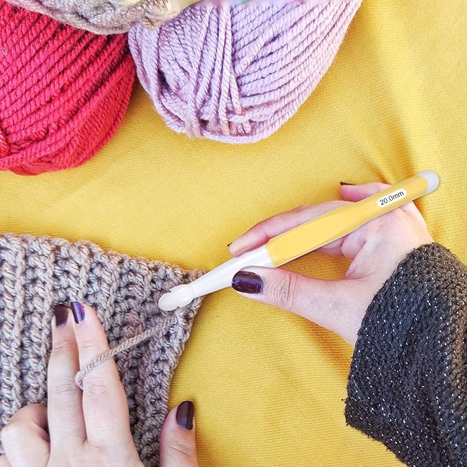 20mm Large Size Crochet with Ergonomiv Handle, Long Rubber Handle Crochet Hook, Knitting Giant Crochet Hooks for Chunky Yarn, Scarf, DIY, Wool Products(20mm)