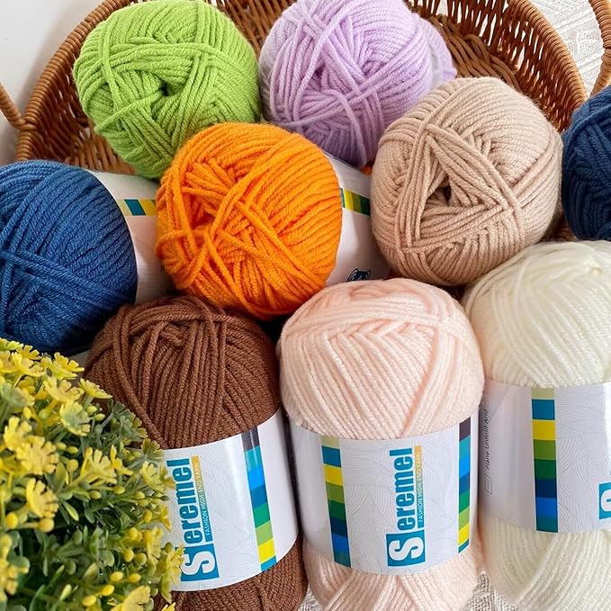 2 Pcs Soft Fluffy Acrylic Yarn for Crocheting and Knitting #4Worsted Weight Yarn-2x50g/2x 142Yards Perfect for Crafts, Blankets Hats, Gloves, Scarf (Tender Green)