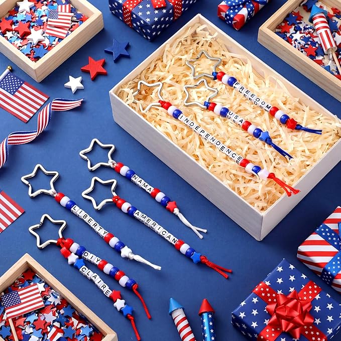 Landical 564 Pcs Patriotic Keychain DIY Making Kit Star Bead Keychain Kit Independence Day Key Chain 250th Anniversary Making Craft Adjustable Memorial Day Gift Accessories Favor(Red Blue White)