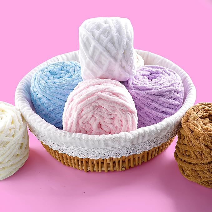 Chunky Chenille Yarn for Crocheting, Fluffy Baby Blanket Yarn for Crochet Sweater Shawl Scarf Gloves, Super Soft Amigurumi Plush Yarn 74 yds/3.5 oz (White)
