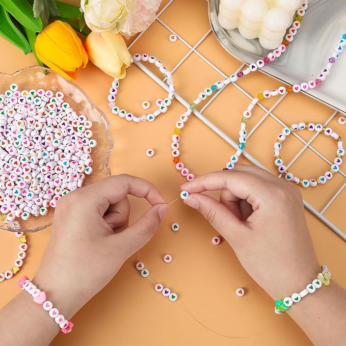 Augshy 700Pcs Round Heart Beads,Valentine's Day Acrylic Heart Beads for Bracelets Jewelry Making Lanyard Necklace Friendship Bracelets(4 x 7 mm)