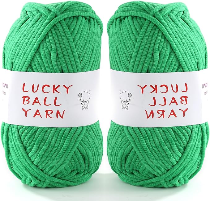 200g Yarn for Crocheting,Soft Yarn for Crocheting,Crochet Yarn for Sweater,Hat,Socks,Blankets(Green)