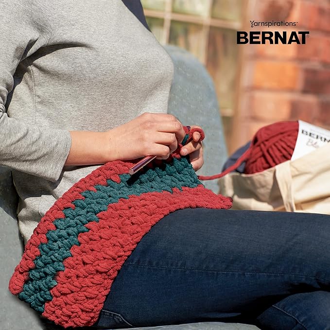 Bernat Blanket Brights Carrot Orange Yarn - 2 Pack of 300g/10.5oz - Polyester - 6 Super Bulky - 220 Yards - Knitting/Crochet