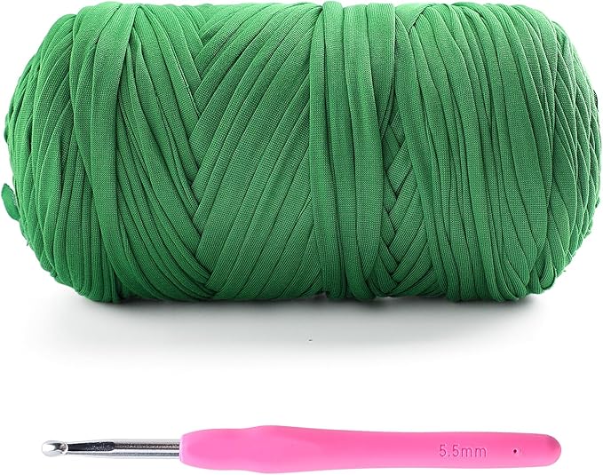 Tshirt Yarn for Crochet - 400 g/130 yds T Shirt Yarn for Crocheting Bags/Baskets/Home Decor - Soft Elastic Fabric T-Shirt Yarn with 1 Crochet Hook (1, Grass Green)