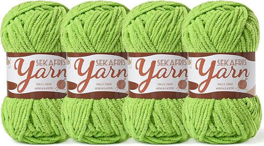 4 Pack Fluffy Velvet Yarn for Crocheting，Baby Blanket Yarn for Crocheting Soft，200g(262.4yds) Amigurumi Yarns，Plush Chenille Crochet Yarns，Puzzle Yarn for Crochet Weaving Craft(4 Grass Green)