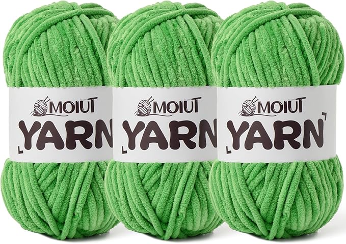 3 Pack Fluffy Chenille Yarn for Crocheting, Chunky Velvet Yarn for Crochet Amigurumi, Baby Yarn for Crocheting Soft Blanket, 262.4yds/10.5oz Bulky Yarns for Crafts/Hats/Shoes/Socks (3 Christmas Green)