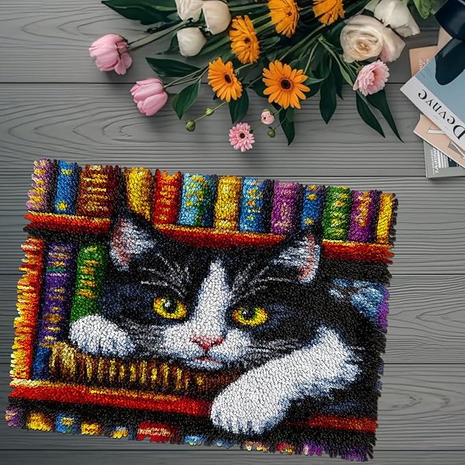 DIY Latch Hook Rug Kits Black and White Cat on Bookshelf Stamped Non-Slip Mat Crochet Yarn Hook and Latch Emboridery Tapestry for Home Floor Decor and Pet Warm Cushion 52x38cm(3)