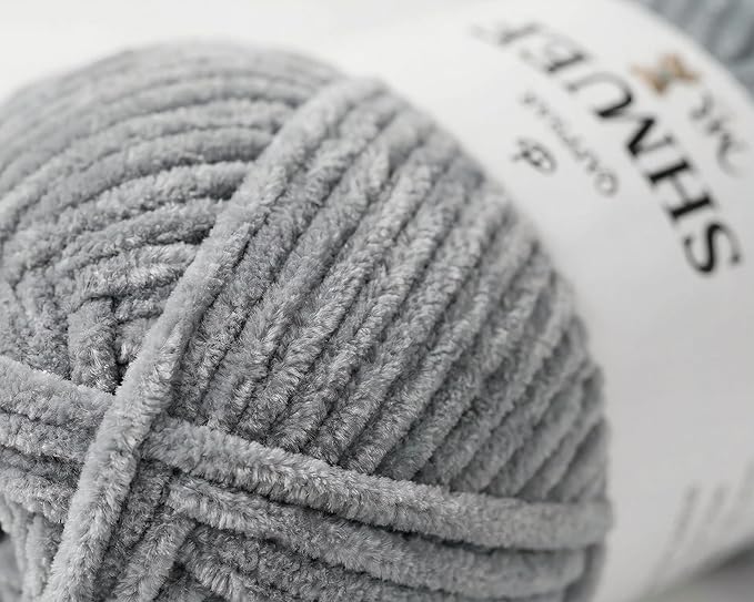 SHMUEF Chenille Yarn 2-Pack – Ultra Soft Velvet Yarn, Super Bulky Weight (5–6 mm), Yarn for Crochet, Amigurumi & Baby Blankets (RED)
