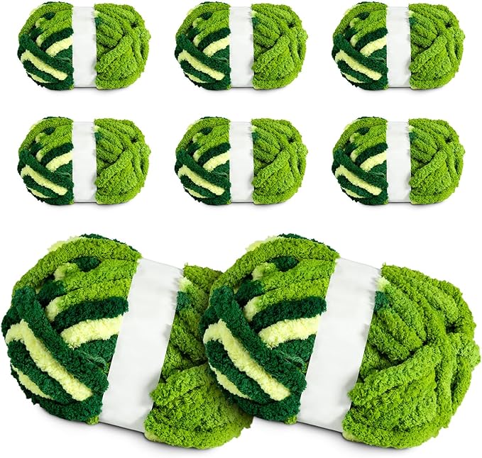 Super Soft Chunky Chenille Yarn – 8 Skeins × 8 oz (25 Yards Each) Jumbo Bulky Yarn for Crochet & Hand Knitting Blankets, Sweaters, Cushions, DIY Projects (Forest Green)