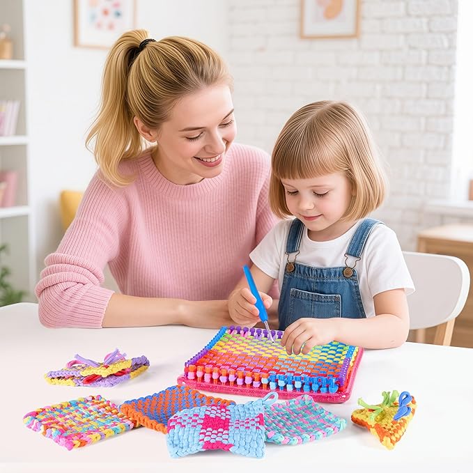 daheypong Weaving Loom Kit, Arts and Crafts for Kids and Adults, Potholder Weaving Loom Kits with 300pcs Craft Loops, Make Craft Potholders and Friendship Bracelets, Ideal Gifts for Girls