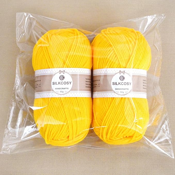 2 Pcs Crochet Yarn, Feels Soft 280 Yards Assorted Colors 4ply Acrylic Yarn for Crochet & Hand Knitting - Light Pink