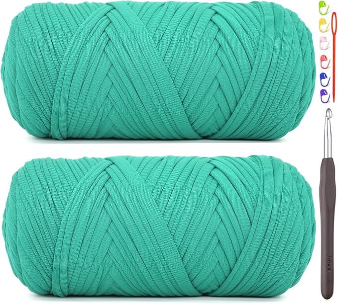 2 Pack Tshirt Yarn for Crocheting,T Shirt Chunky Elastic Fabric Thick T-Shirt Crochet Yarn for Beginners Crocheting Hand Knitting Bag/Basket/Coasters/DIY Crafts/Home Decor 2 * 200G（Peacock Green）