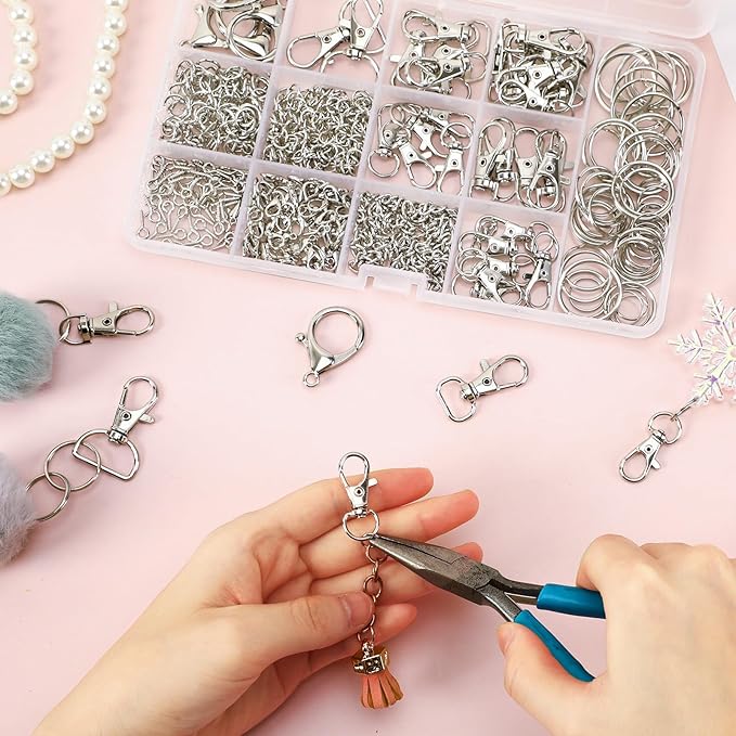 AUGSUN Keychain Making Kit, 450Pcs Keychain Craft Set Including Key Chain Clips, Lanyard Snap Hooks, Lobster Claw Clasps, Key Rings, Jump Rings and Screw Eye Pins for Key Chain Jewelry Making