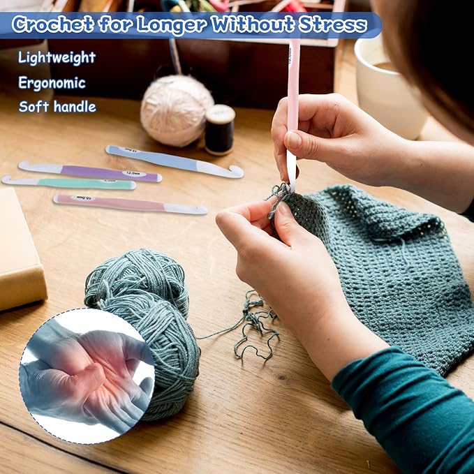 Yuomeaz Large Crochet Hooks Set, 8mm/10mm/12mm/15mm Crochet Hooks, Ergonomic Crochets Knitting Needles with Rubber Handle for DIY Yarn Craft, Beginners, Women, Adults